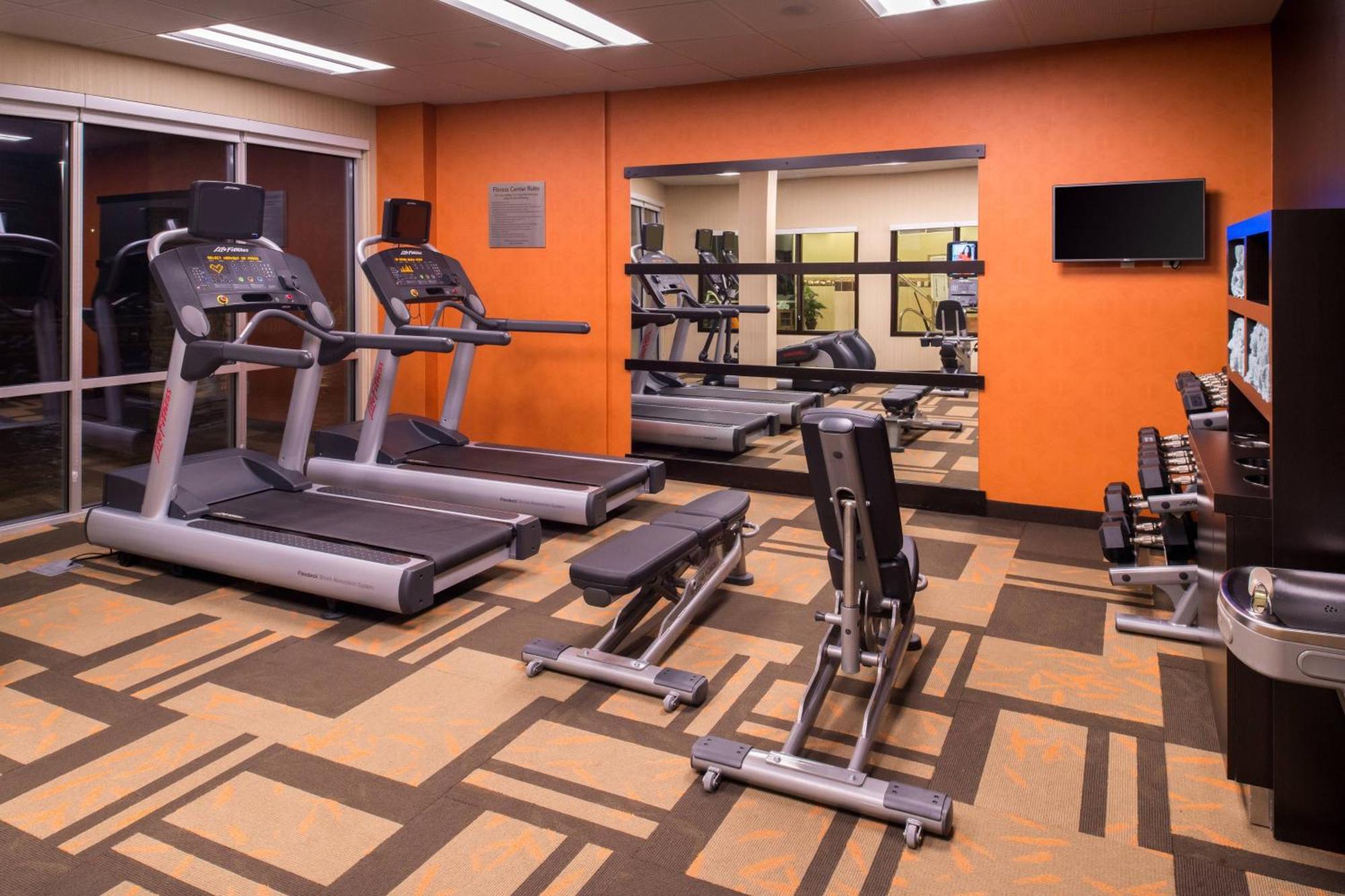 Hotel Courtyard By Marriott Hot Springs Extérieur photo