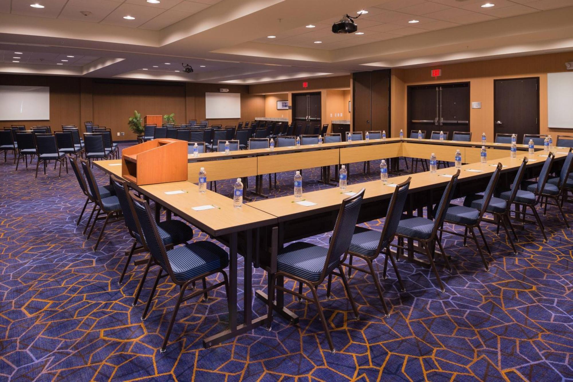Hotel Courtyard By Marriott Hot Springs Extérieur photo